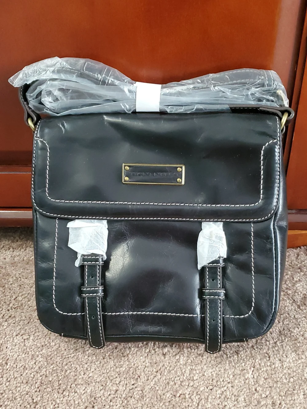 BRAND NEW!!  Tignanello Black Women's Leather Crossbody Messenger Bag